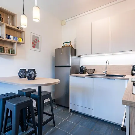 Apartment Le Jardin De Presles Menthon-Saint-Bernard